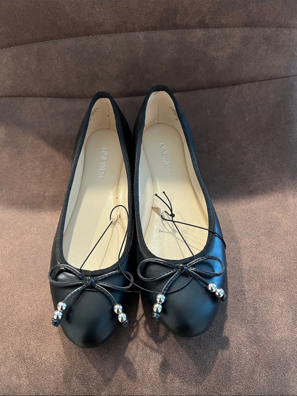 Nine West Black Leather Bow-Accent Ballet Flats